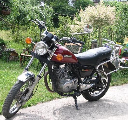 SUZUKI GN 400 TD</DIV></P>
<P ALIGN=